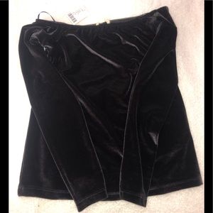🖤🖤 VELVET OFF THE SHOULDER TOP 🖤🖤